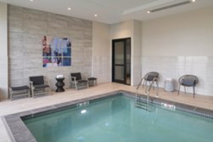 Pool 11 of 180