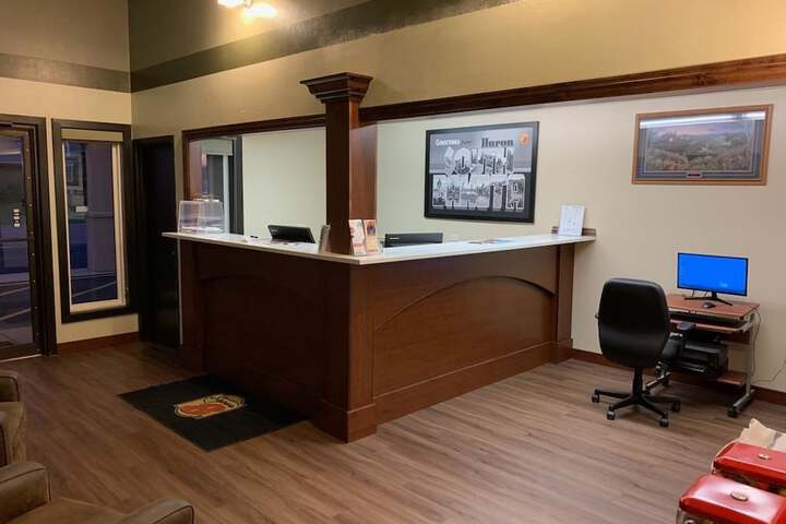 Business Center 35 of 35