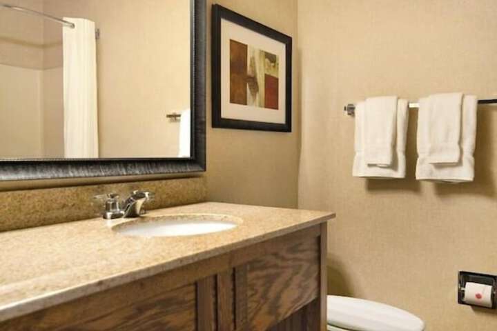 Cedar Shore Resort
