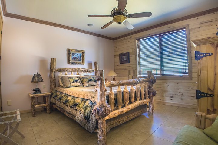 Elktrace Bed & Breakfast