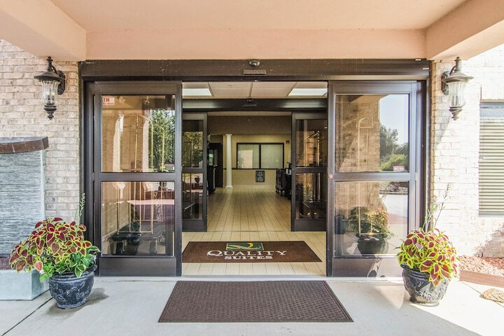 Hotel 5 of 45