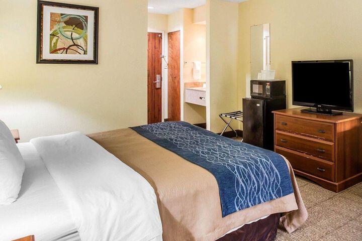 Room 18 of 26