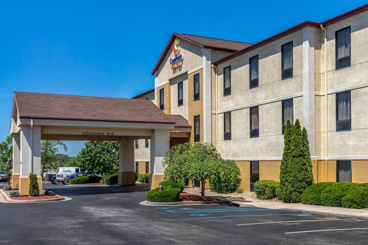 Hotel 2 of 67