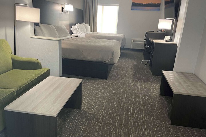 Room 14 of 27