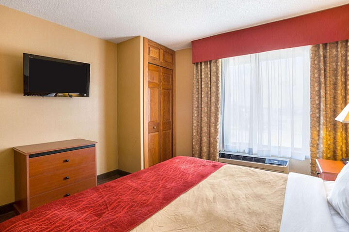 Room 6 of 47