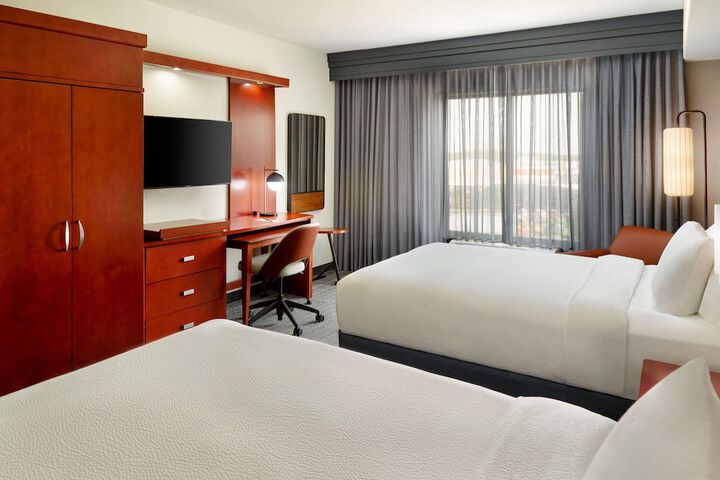 Room 14 of 34