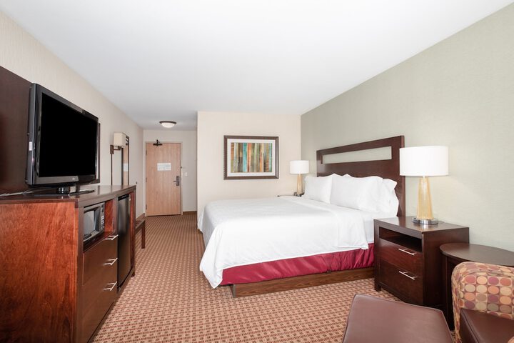 Room 33 of 58