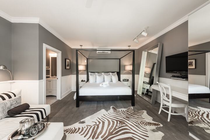 Room 26 of 133