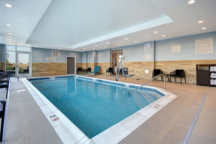 Pool 4 of 35