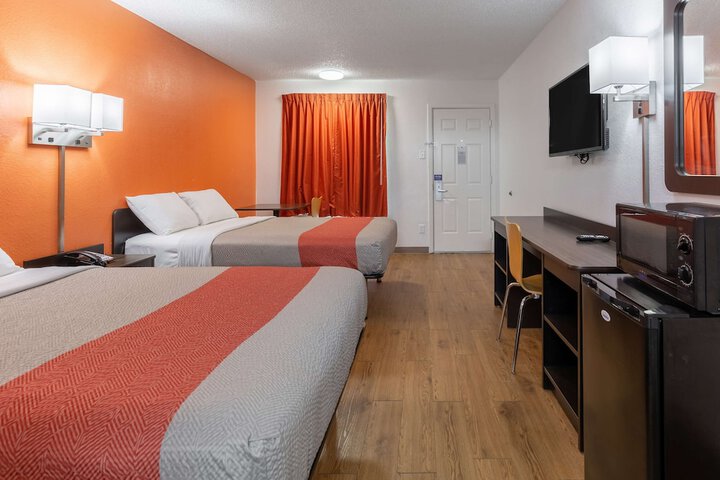 Motel 6 Bryan TX - University Area