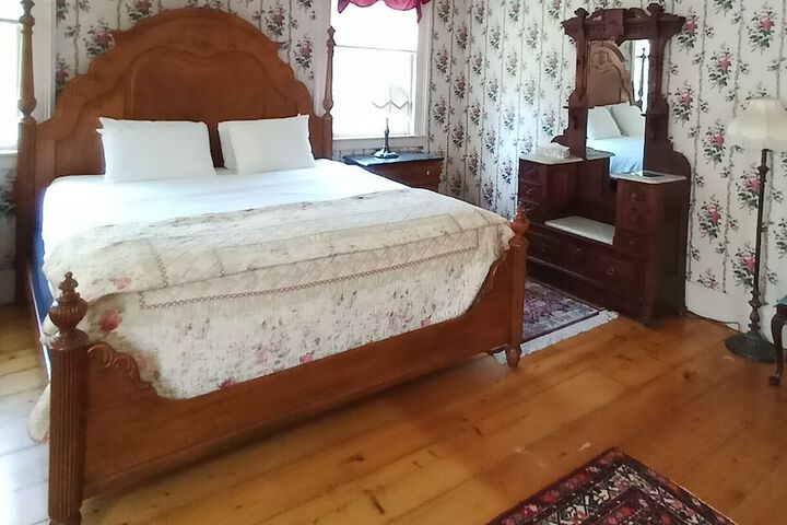 Room 32 of 86