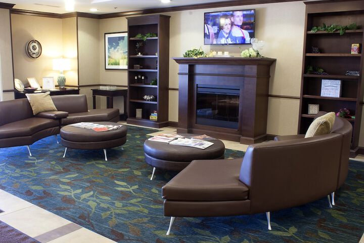 Candlewood Suites Youngstown W I-80 Niles Area by IHG