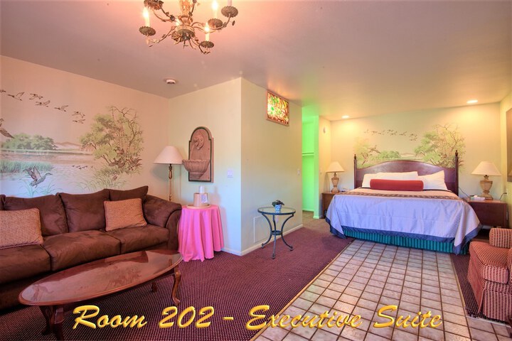 Room 27 of 124