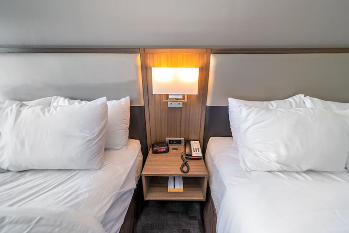 Room 79 of 108