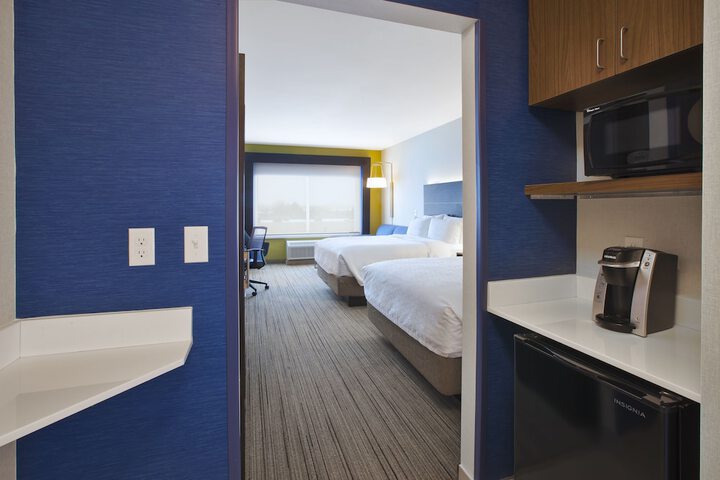 Holiday Inn Express Auburn Hills South by IHG