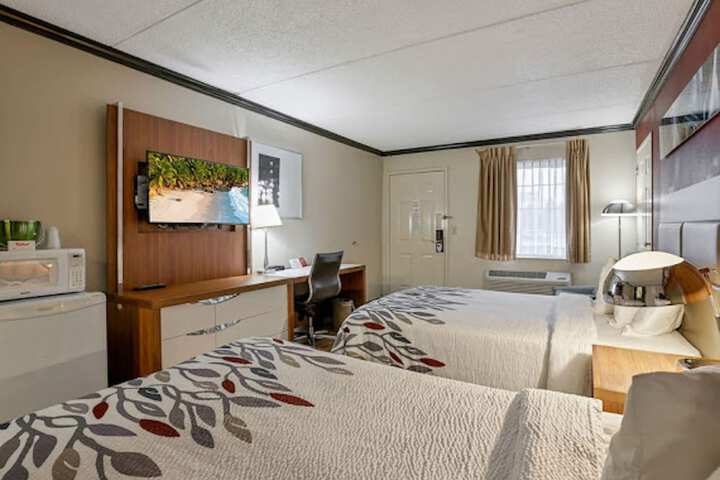 Room 22 of 32