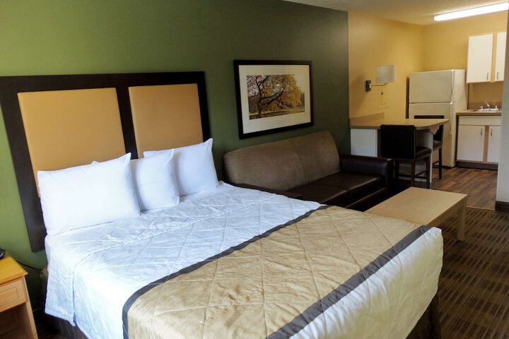 Room 14 of 43