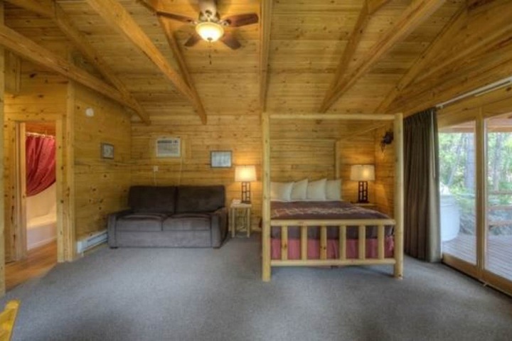 Room 47 of 160