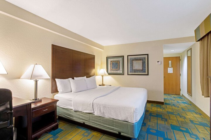Room 20 of 54