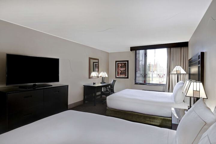 Room 26 of 68