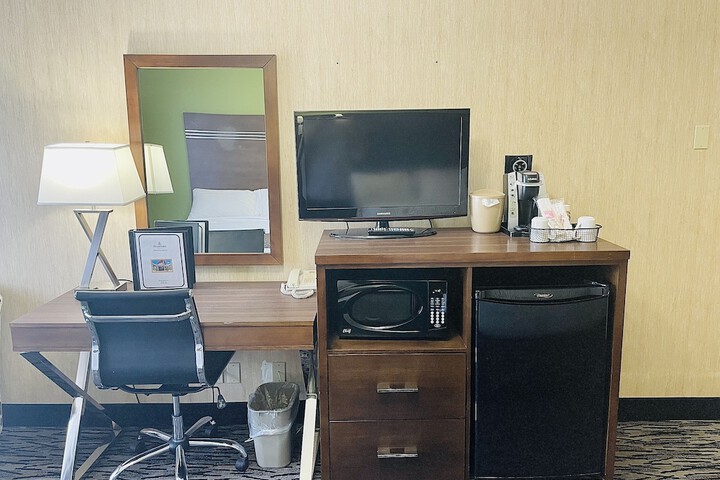 Room 66 of 112