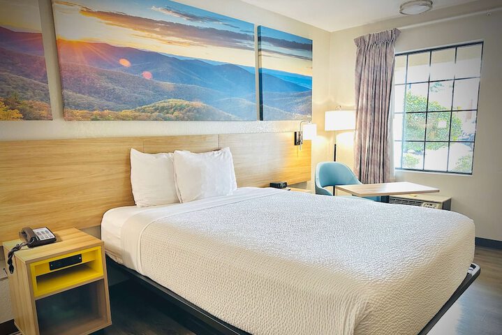 Room 26 of 34