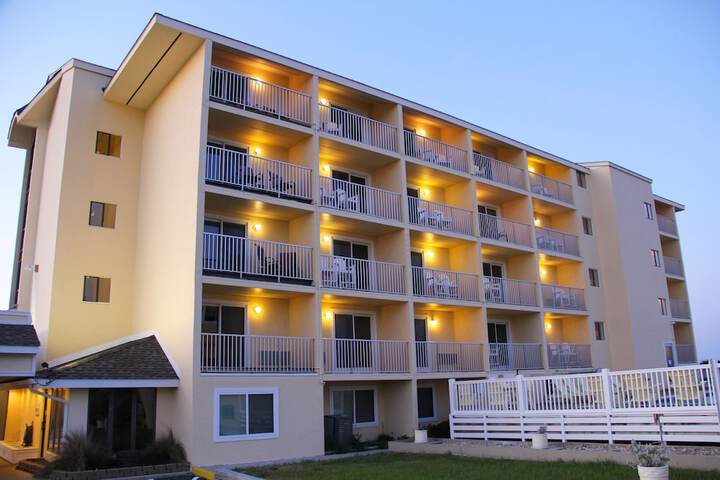 Hotel 3 of 107