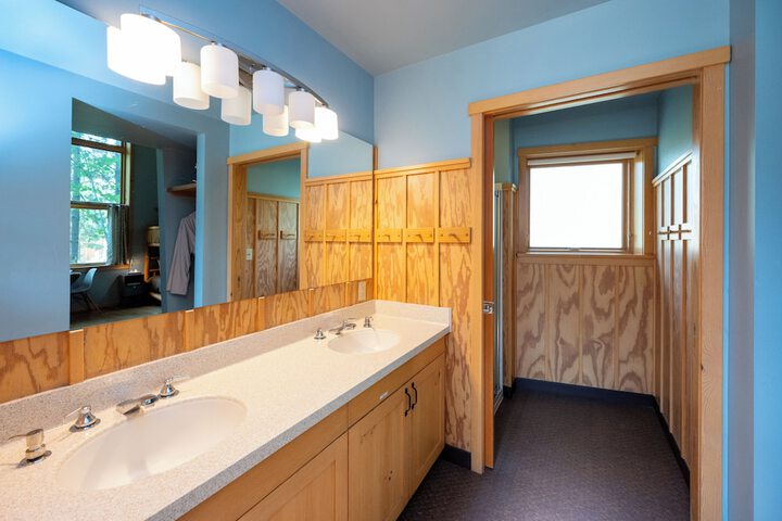 Sleeping Lady Mountain Resort & Spa