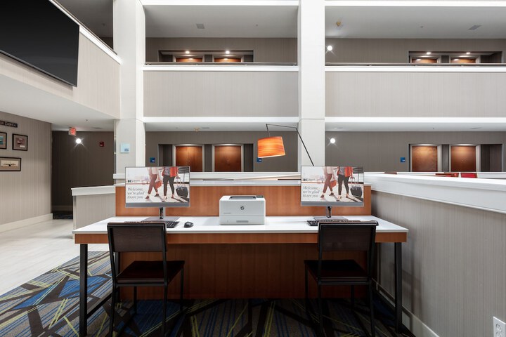 Business Center 64 of 64