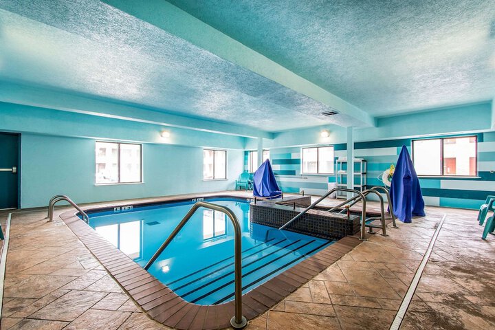Pool 10 of 64
