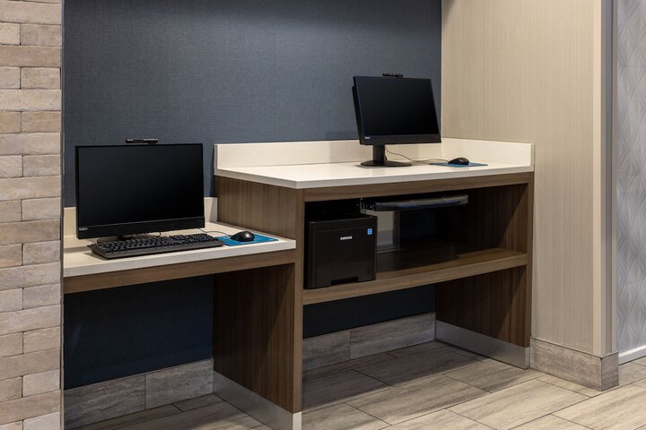 Business Center 29 of 29