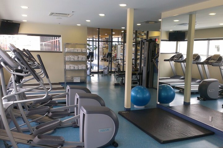 Le Square Phillips Hotel & Suites