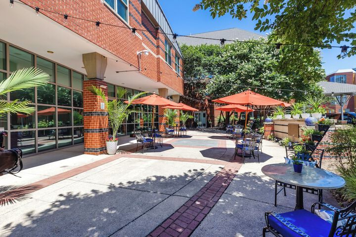 Kellogg Conference Hotel at Gallaudet University