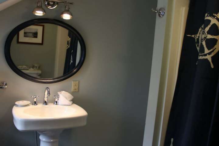 Room 16 of 117