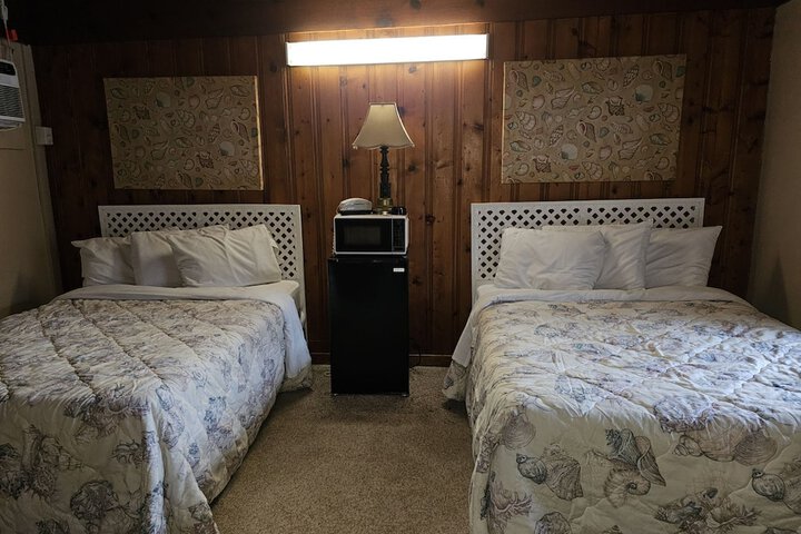 Captains Cove Motel