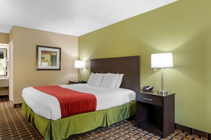 SureStay Hotel by Best Western Lenoir City