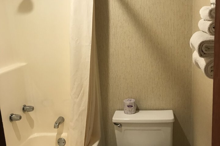 Room 17 of 30