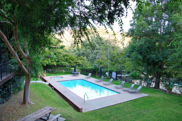 Pool 5 of 50