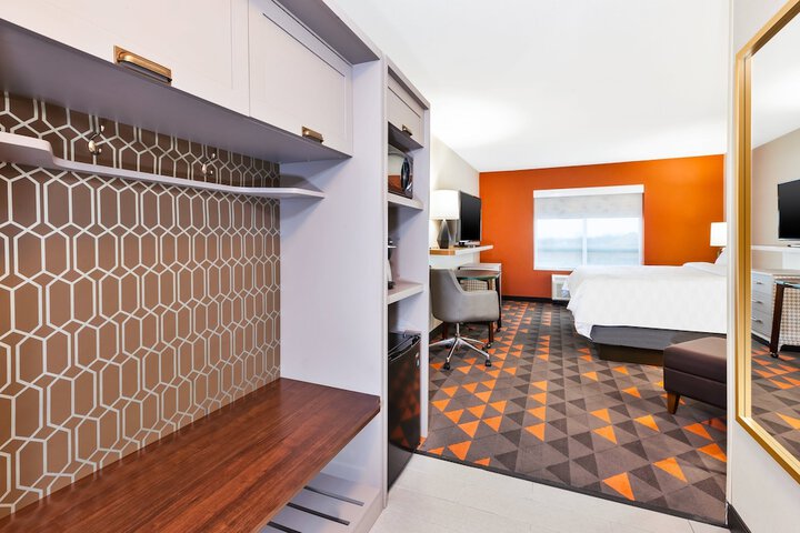 Room 20 of 47