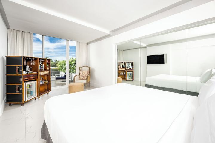 Nautilus Sonesta Miami Beach