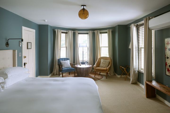 Room 14 of 52