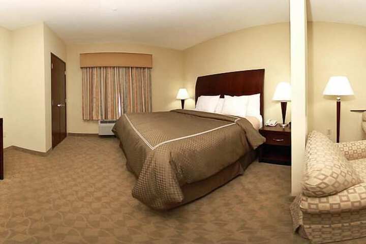 Room 32 of 42