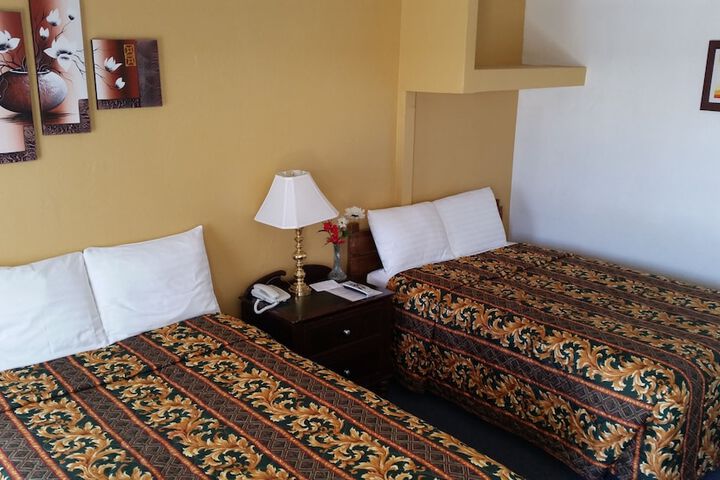 Room 33 of 44