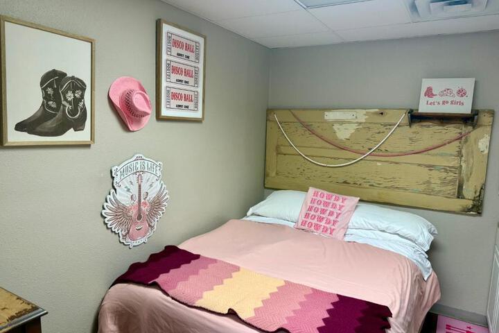 A Place to Stay Reservations Rooms