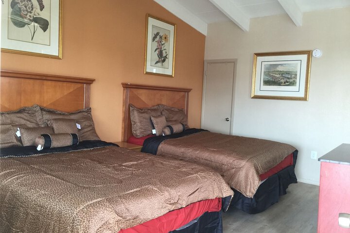 Room 16 of 17