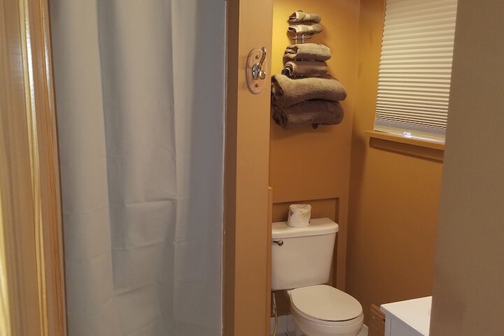 Room 31 of 66