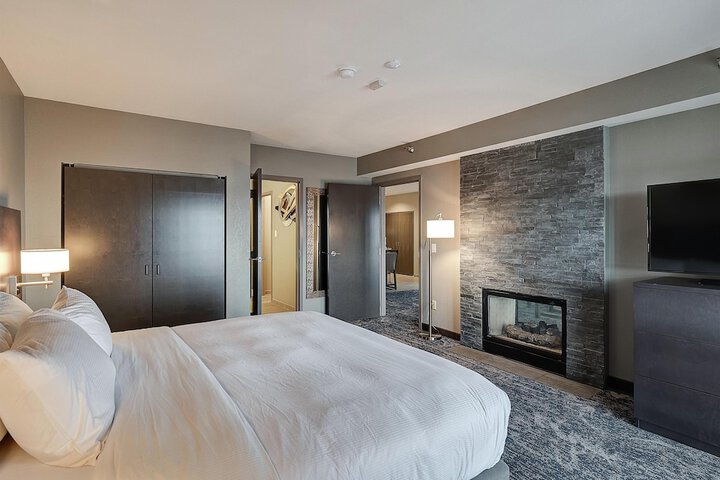 DoubleTree by Hilton Hotel Bloomington
