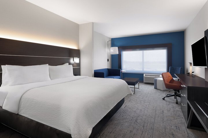 Holiday Inn Express and Suites West Memphis by IHG