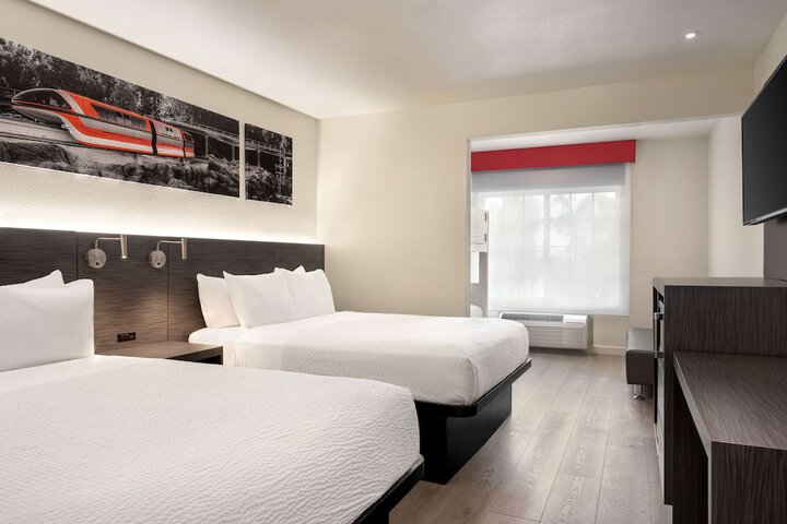 Room 29 of 85