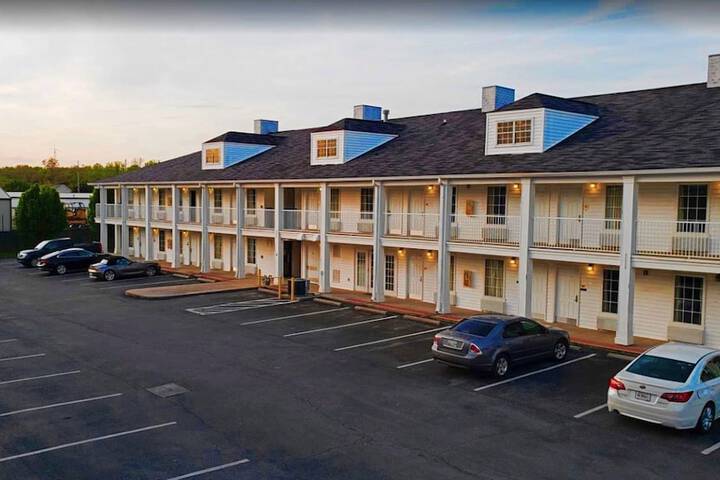Hotel 2 of 24